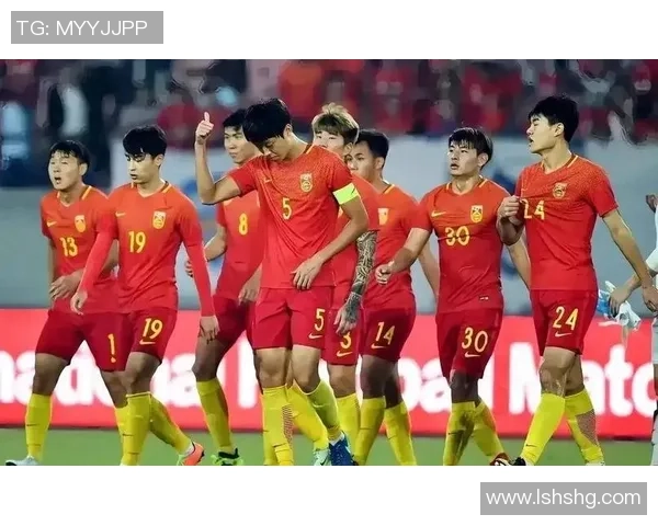 央视亚洲杯中国队迎战强敌全力争胜展现足球魅力与团结精神