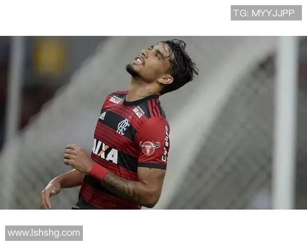 帕奎塔引领足球新潮流展现技术与智慧的完美结合 帕奎塔引领足球新潮流展现技术与智慧的完美结合